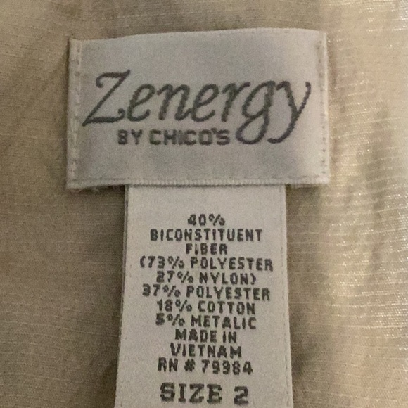 Zenergy By Chico’s Crushed Foil Bubble Jacket Champagne Size 2 - Picture 6 of 6
